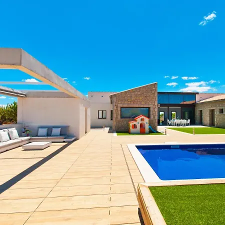 Villa Es Velar 34 De *